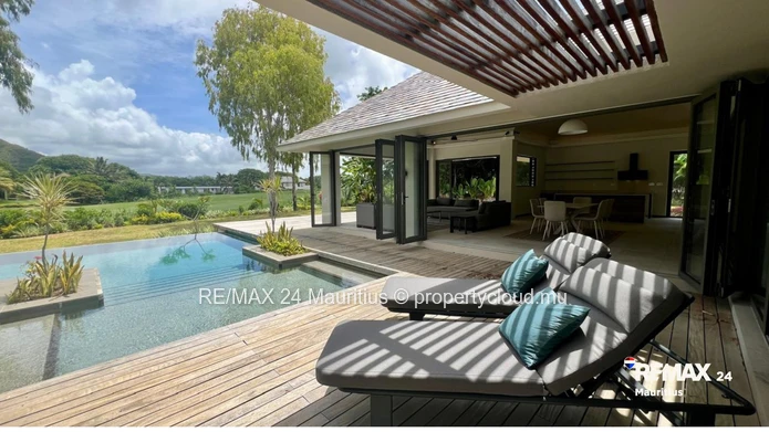 Where Luxury Meets the Fairway – A Signature Anahita Villa