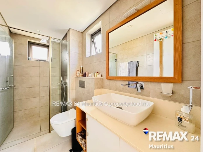 La Pointe Luxury Apartments – 2-Bedroom Furnished Apartment for Rent