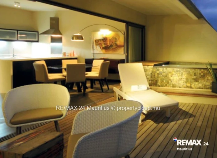 Penthouse with Private Plunge Pool in Exclusive Grand Baie Residence