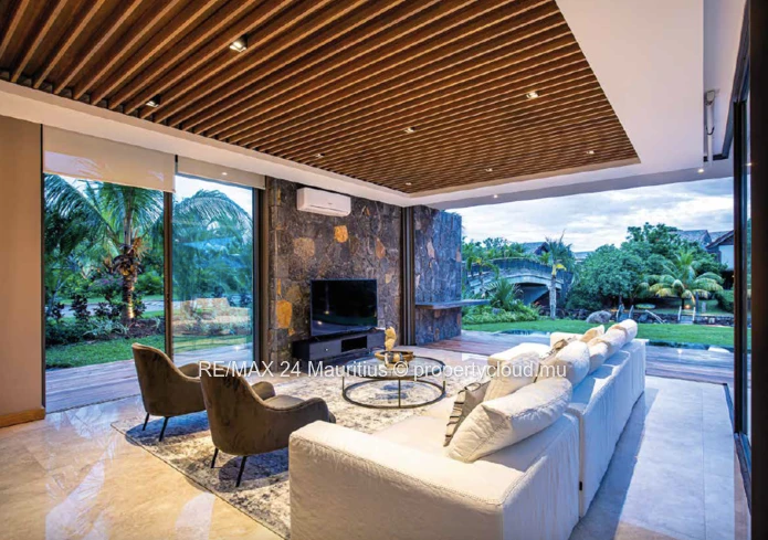 High-End Luxury Villa In Mauritius' Only Residential Marina