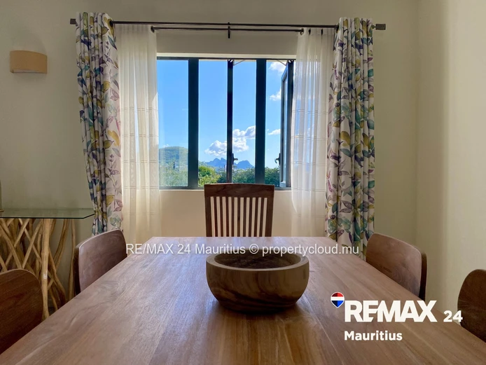 Exclusive Top-Floor Apartment in Prime Residence