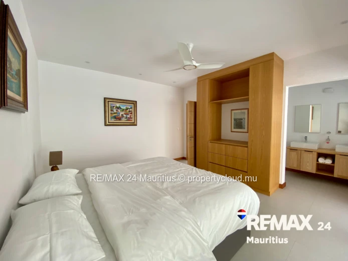 Pet-Friendly Villa for Rent in Tamarin