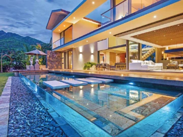 5 Bedroom Villa