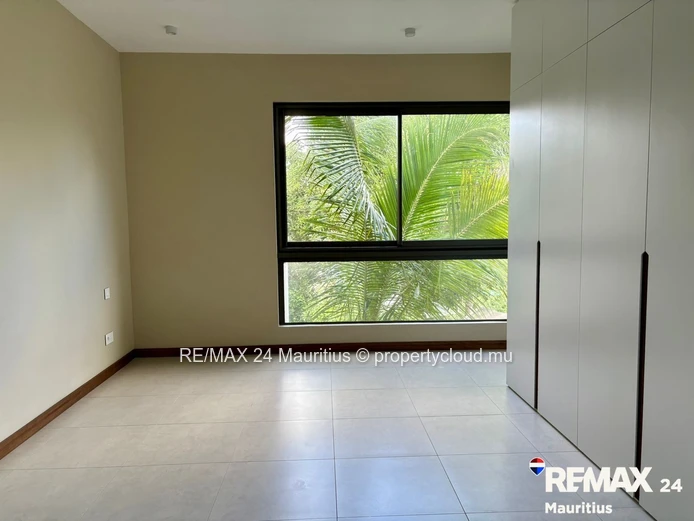 Modern 2-Bedroom Apartment for Sale – Pointe aux Canonniers, Mauritius