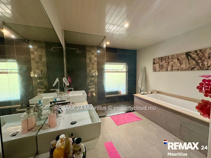 3-bedroom Penthouse with Sea View close to Grand Baie
