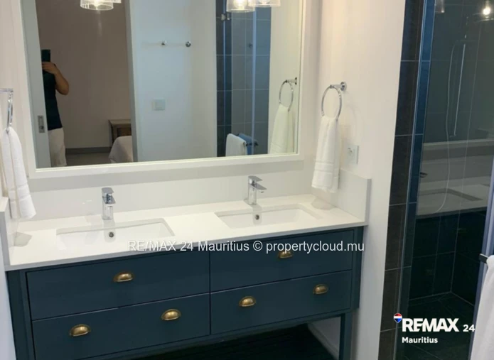 Ground Floor Apartment with Garden andamp; Breathtaking Sea View