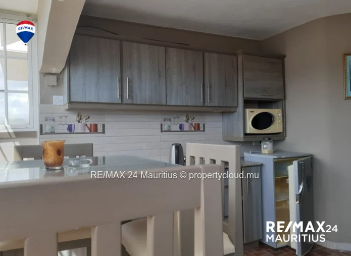 3 bedroom double story home with sea view