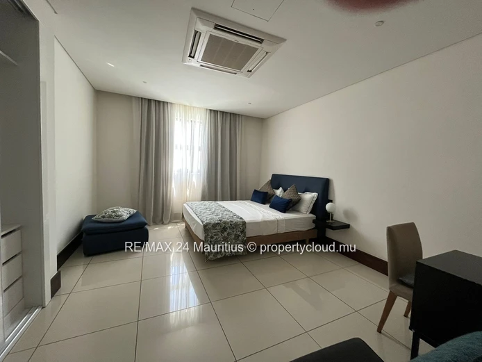 Beautiful fully furnished 3 bedrooms RES apartment of 245m2 for sale at Grand Baie La Croisette.
