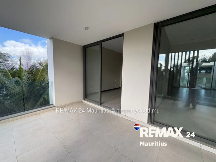 Luxurious Penthouse at Pointe Aux Cannonier