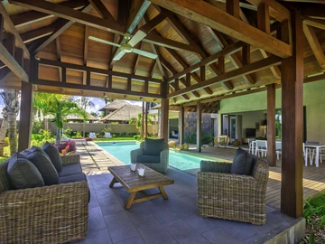 4 Bedroom Villa