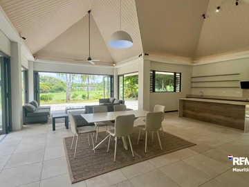 4 Bedroom Villa