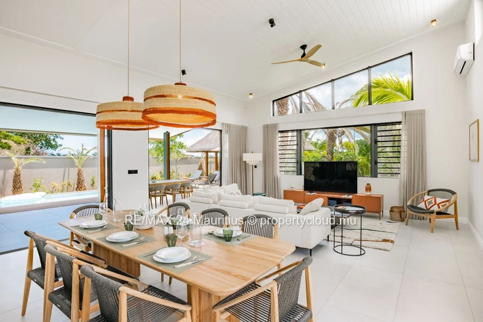 Tropical Oasis: Stunning 4-Bedroom Villa at Ekô Savannah Resort, Tamarin