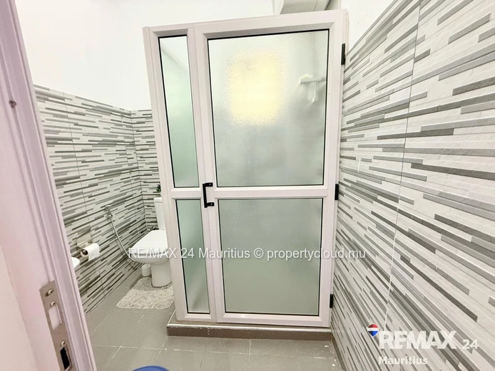 Spacious studio in close proximity to Flic en Flac beach