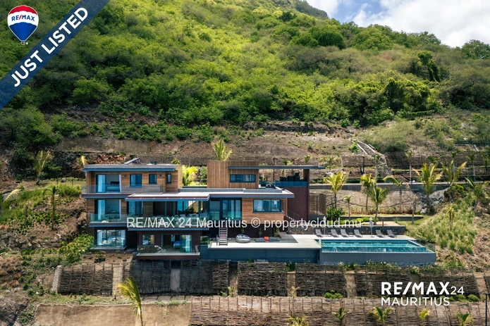 Luxury 5-Bedroom Villa at Legend Hill, Mauritius