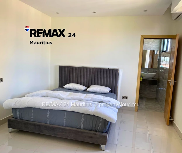 Walk to the Beach, the Super U Supermarket, shops with all amenities and bus stops