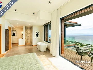 5 Bedroom Villa