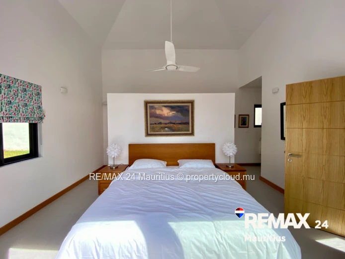 Pet-Friendly Villa for Rent in Tamarin