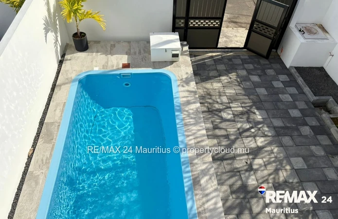 Modern 3-Bedroom Duplex for Sale in Grand Baie – Locals Only