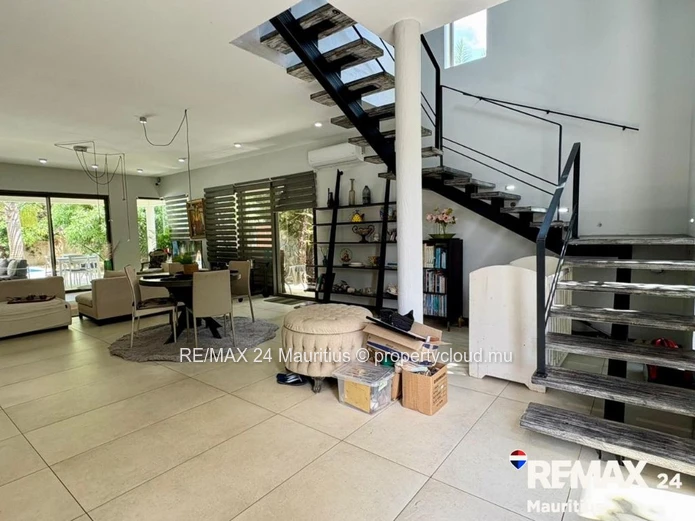 Modern & Lage Modern Home for Rent