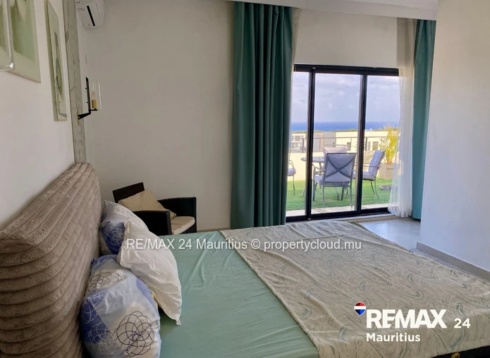 3-Bedroom Villa with Sea Views in Gated Community