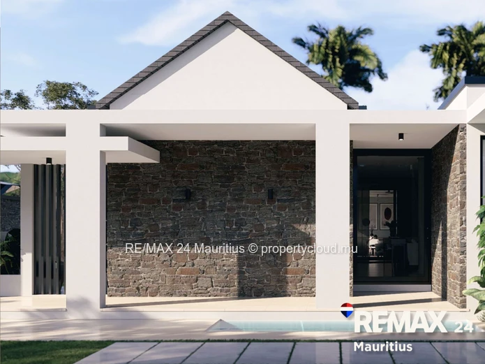 Luxury 4 Bedroom En Suite Villa with Pool  with Solar Installation in Mont Choisy Estate
