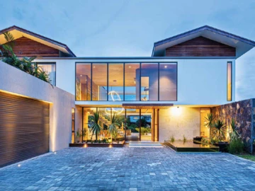 5 Bedroom Villa