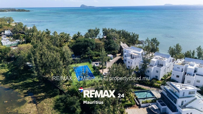 Modern Beachside Penthouse at Ocean Grand Gaube