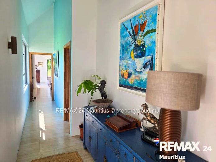 Villa meublée 3 chambres en suite avec piscine – Vue montagne