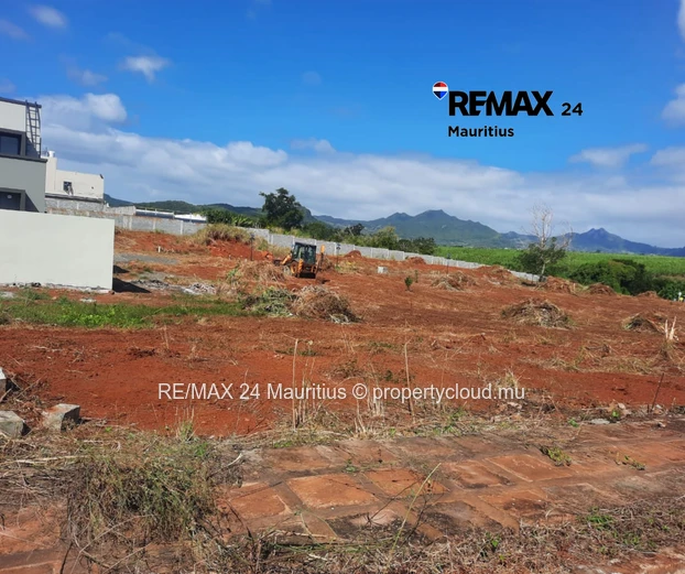 Build your dream home in a prime location of Ilot, Pamplemousses.