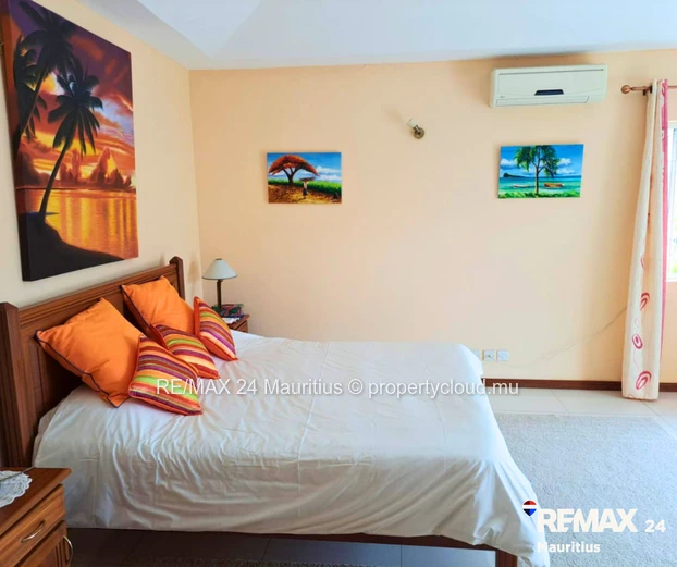 Fully furnished and secured house in an exceptionally welcoming healthy environment.
