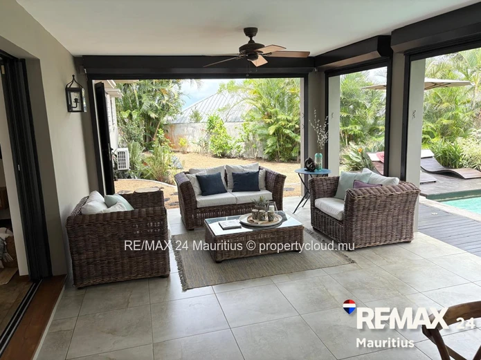 Semi-furnished family home in a secured residence in the North of Mauritius.