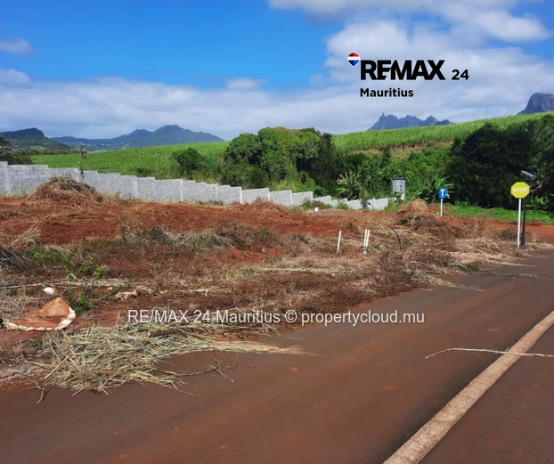 Build your dream home in a prime location of Ilot, Pamplemousses.