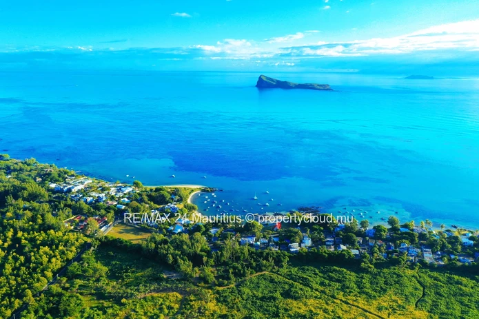 Luxury Duplex in Cap Marina, Cap Malheureux